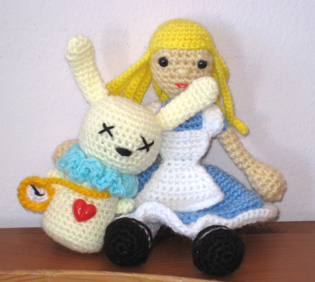 Alice & the White&nbsp;Rabbit