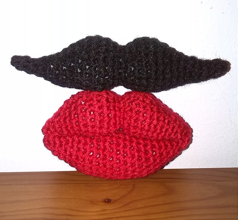 Bigote y labios
